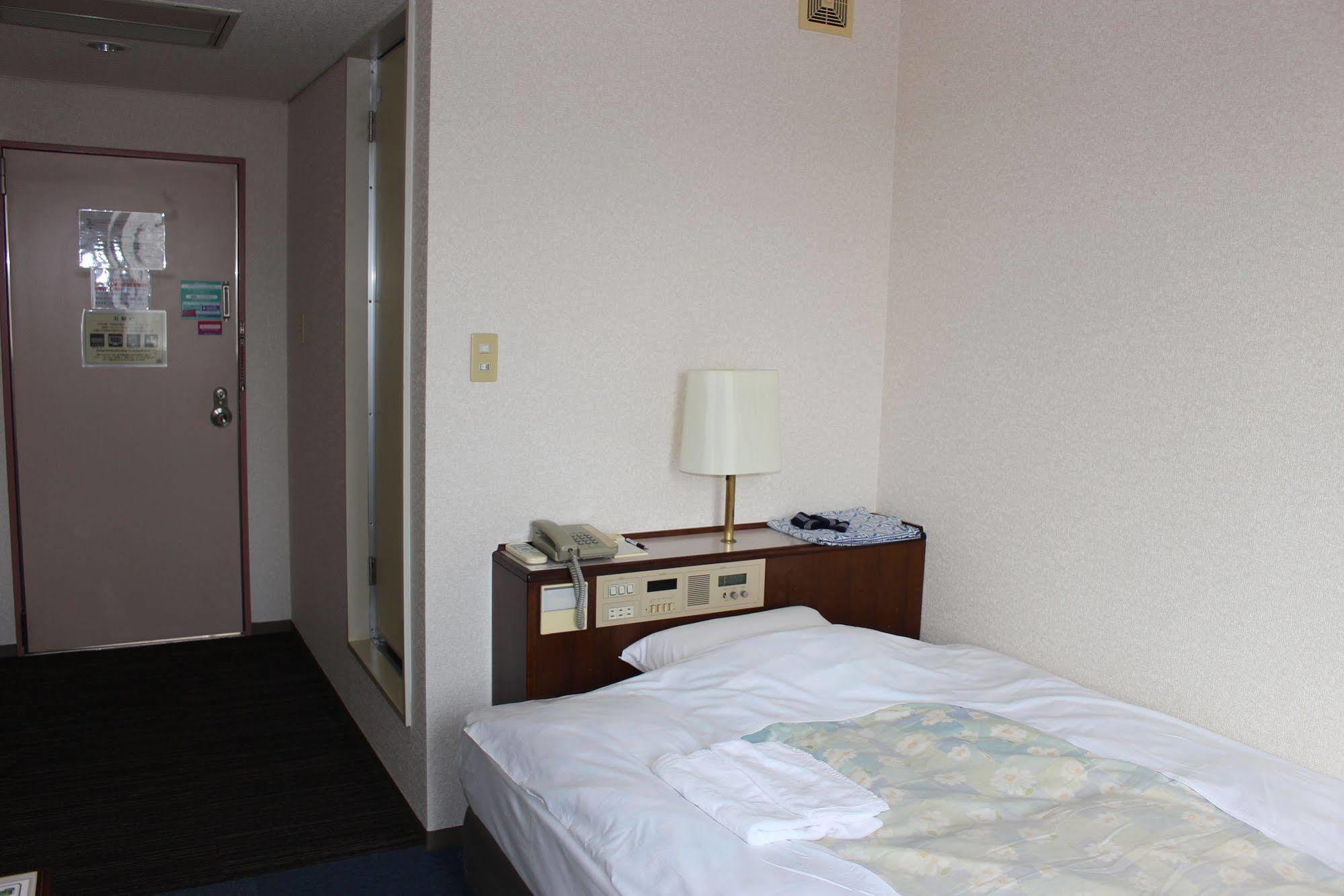 Hotel Higashihiroshima Hills Saijo Exteriör bild