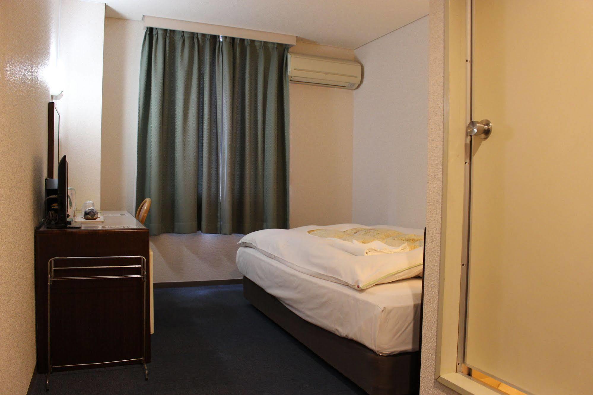 Hotel Higashihiroshima Hills Saijo Exteriör bild